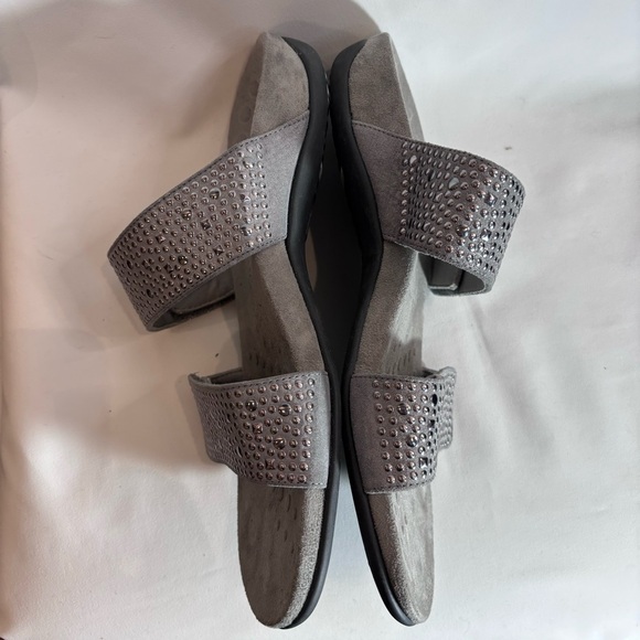 VIONIC Sz 10 Samoa Slides Slip On Sandals Comfort Insole Velcro Closure Flats - Picture 5 of 8